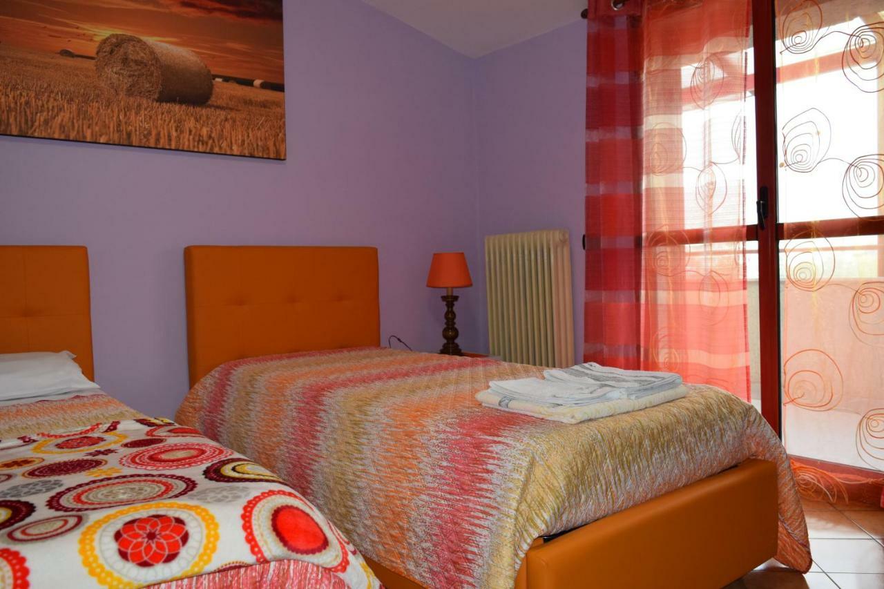 Amici Di Hackert Bed and Breakfast Caserta Exteriör bild