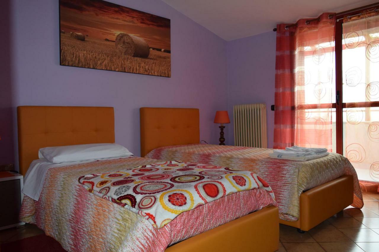 Amici Di Hackert Bed and Breakfast Caserta Exteriör bild